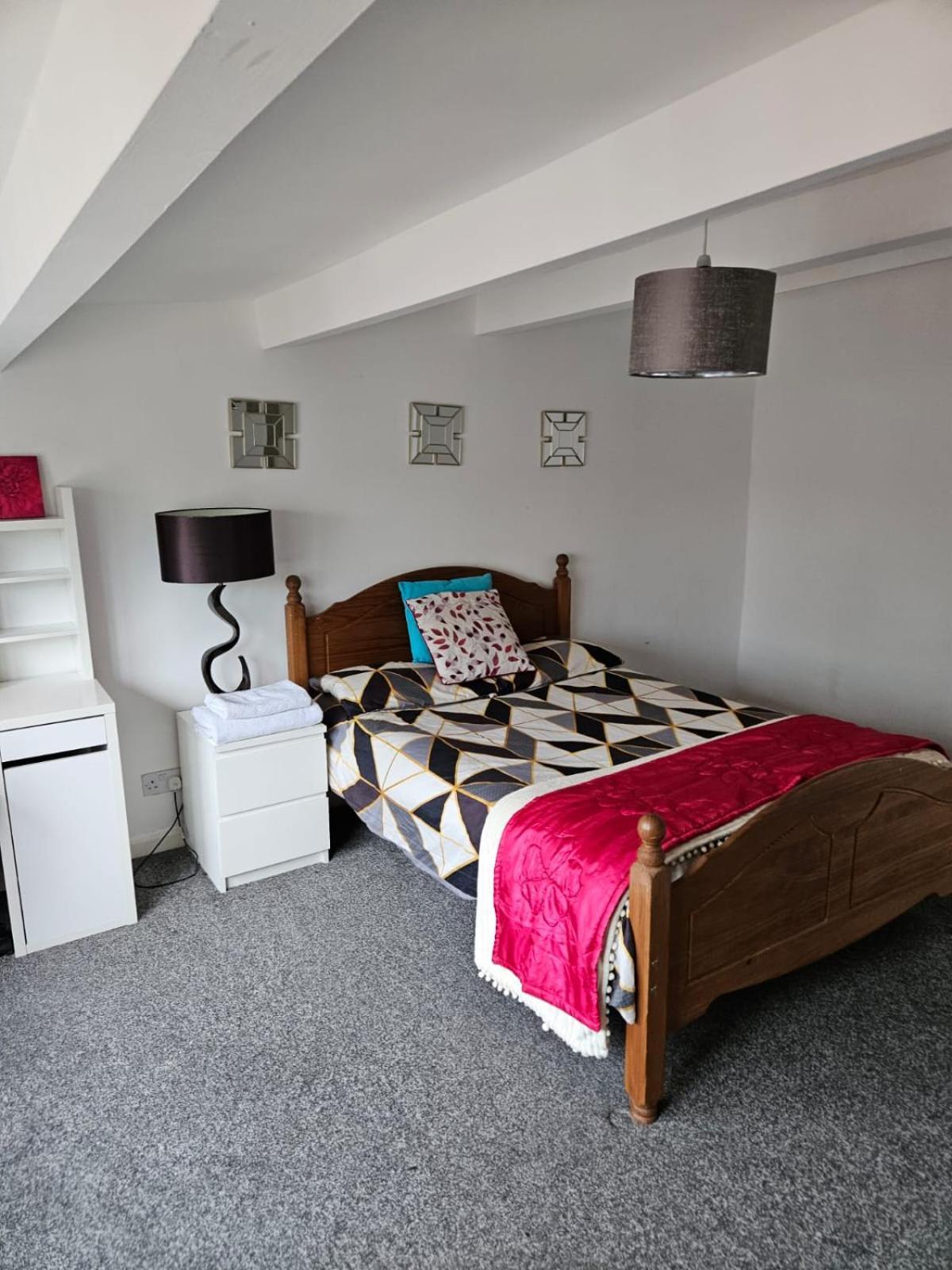 Double Room Close To Headingley Stadium リーズ エクステリア 写真